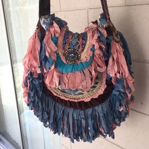 Izabella Rose 🥀 gypsy carpet bag